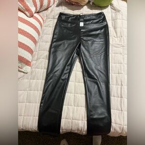 Fashion nova NWT faux leggings medium